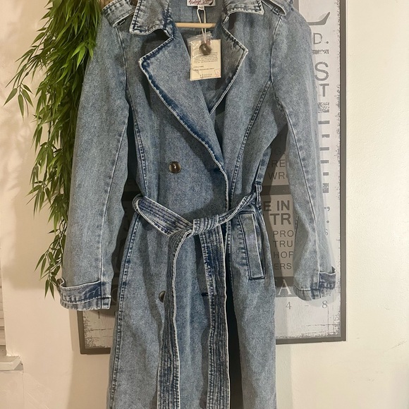Vintage Denim Trench Coat - Picture 2 of 7